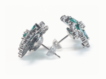 イヤリングからピアスに変更